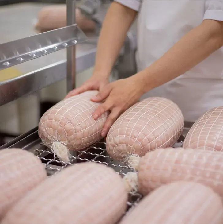 Descubre los secretos de la fábrica artesanal de pavo Delipavo